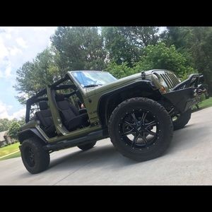 Meet your Posher, Logan